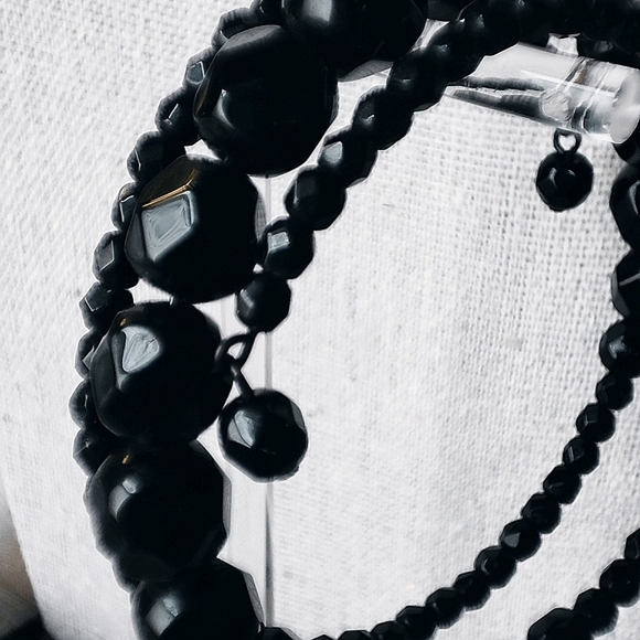 Jet Black Glass Necklace and Memory Wire Bracelet Vintage Smooth Facets Mourning - Picture 6 of 14